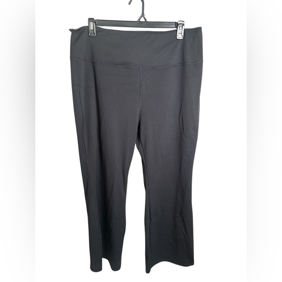 HALARA High Waisted Back Pocket Plain Plus Size Slight Flare Leggings SIZE 3X - Picture 8 of 16